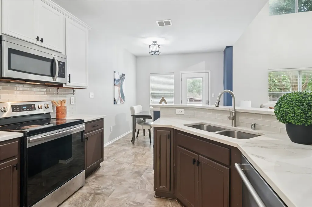 8601 Forest Highlands Drive Plano TX 75024