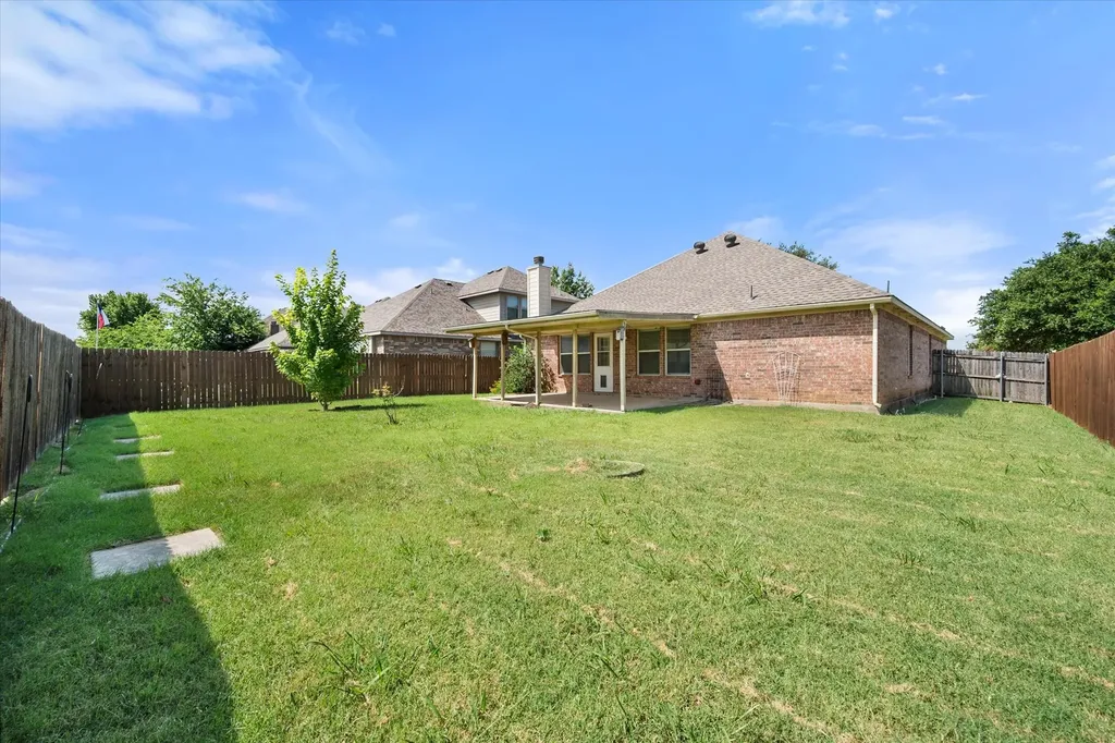 1405 Chase Trail Mansfield TX 76063