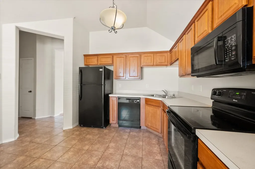 1405 Chase Trail Mansfield TX 76063