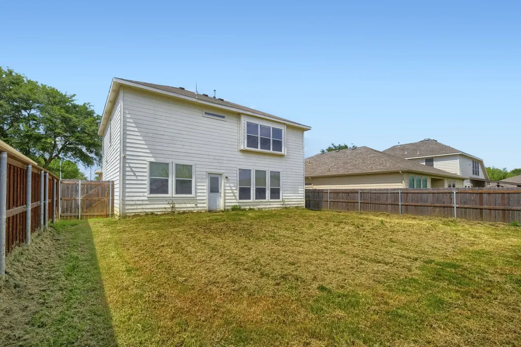 7436 Anderson Boulevard Fort Worth TX 76120