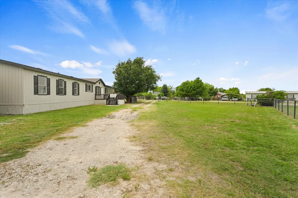 10000 Chance Lane Kaufman TX 75142