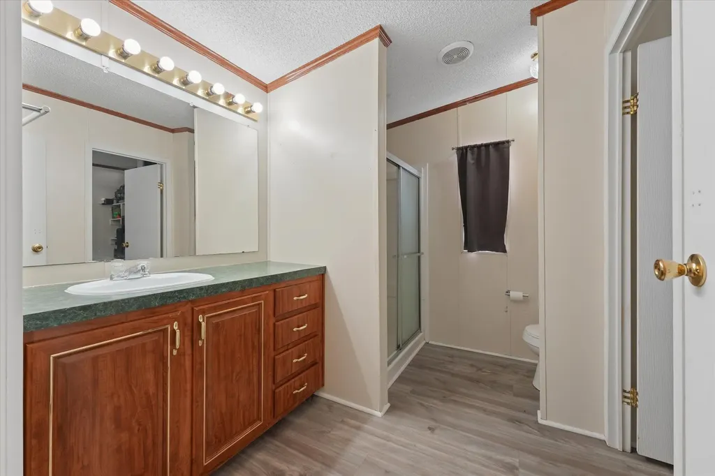 10000 Chance Lane Kaufman TX 75142