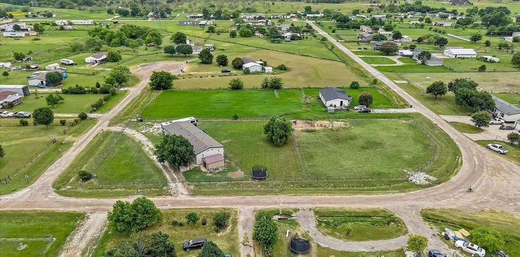 10000 Chance Lane Kaufman TX 75142