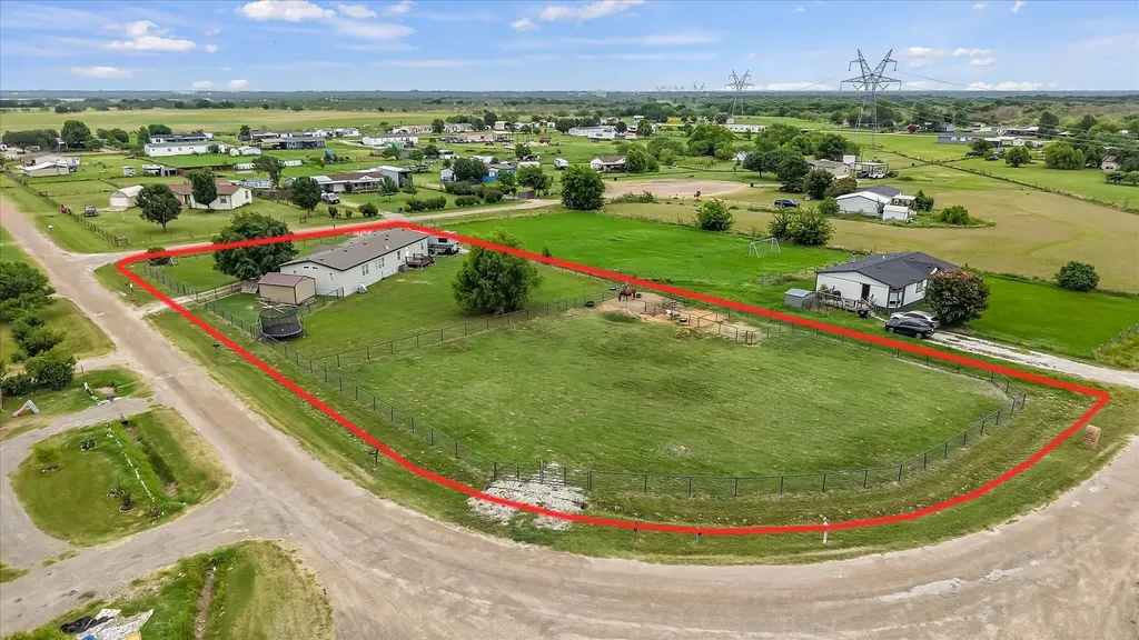 10000 Chance Lane Kaufman TX 75142