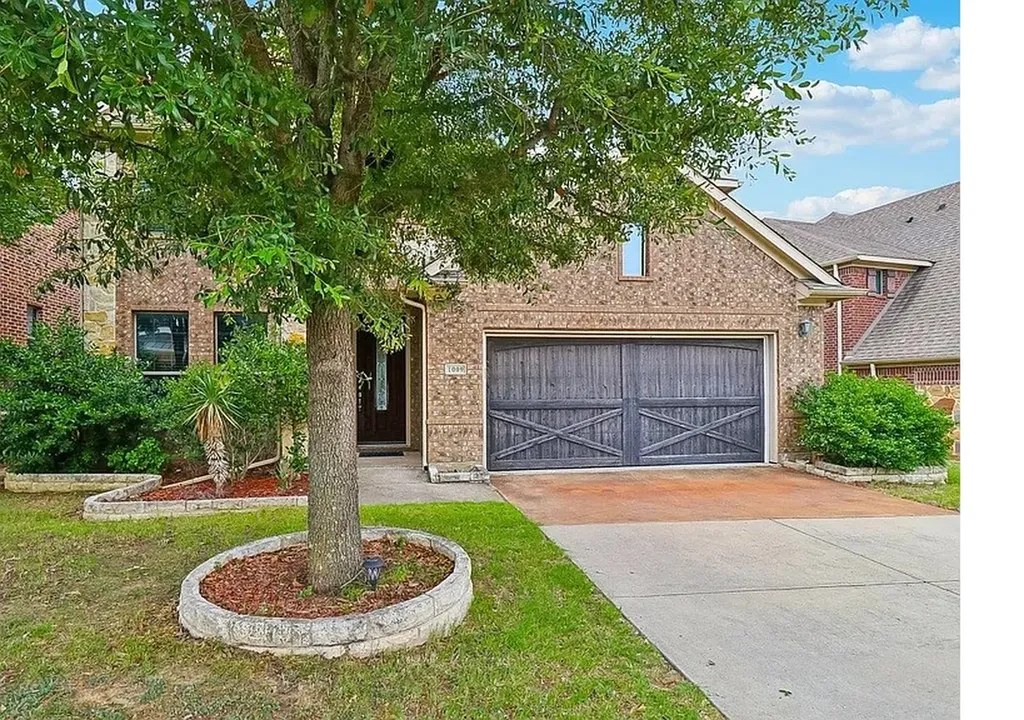 1009 Chickasaw Drive Carrollton TX 75010