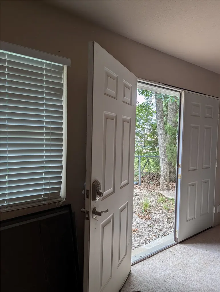 155 Lake Drive Enchanted Oaks TX 75156