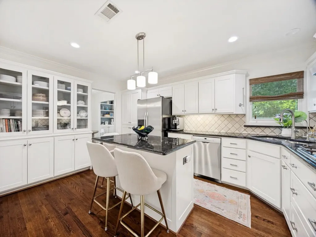 4107 Lomita Lane Dallas TX 75220