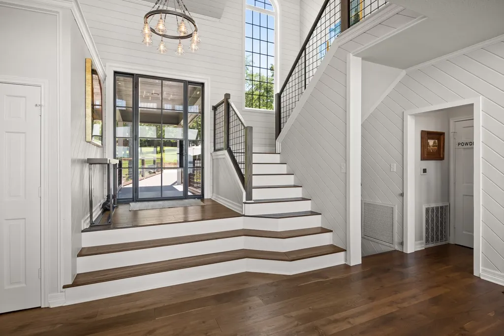359 E El Dorado Scroggins TX 75480