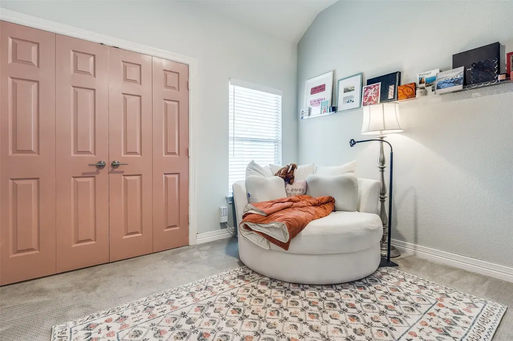 2328 Throckmorton Street Dallas TX 75219