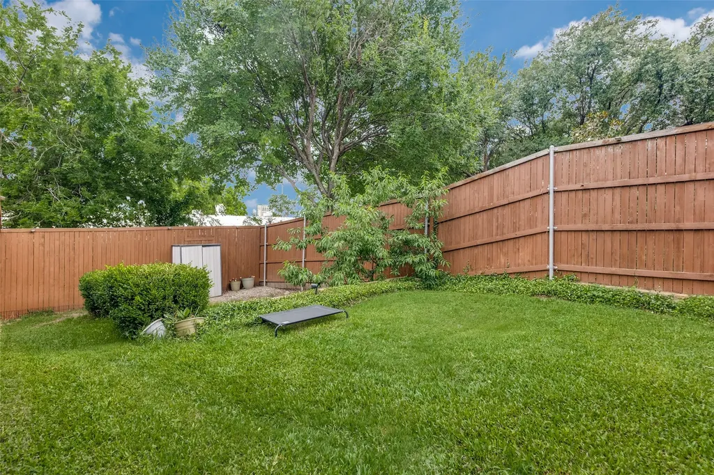 2328 Throckmorton Street Dallas TX 75219
