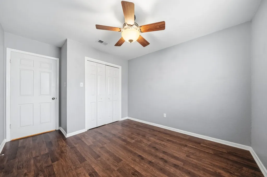 417 N Hamburg Street Bremond TX 76629