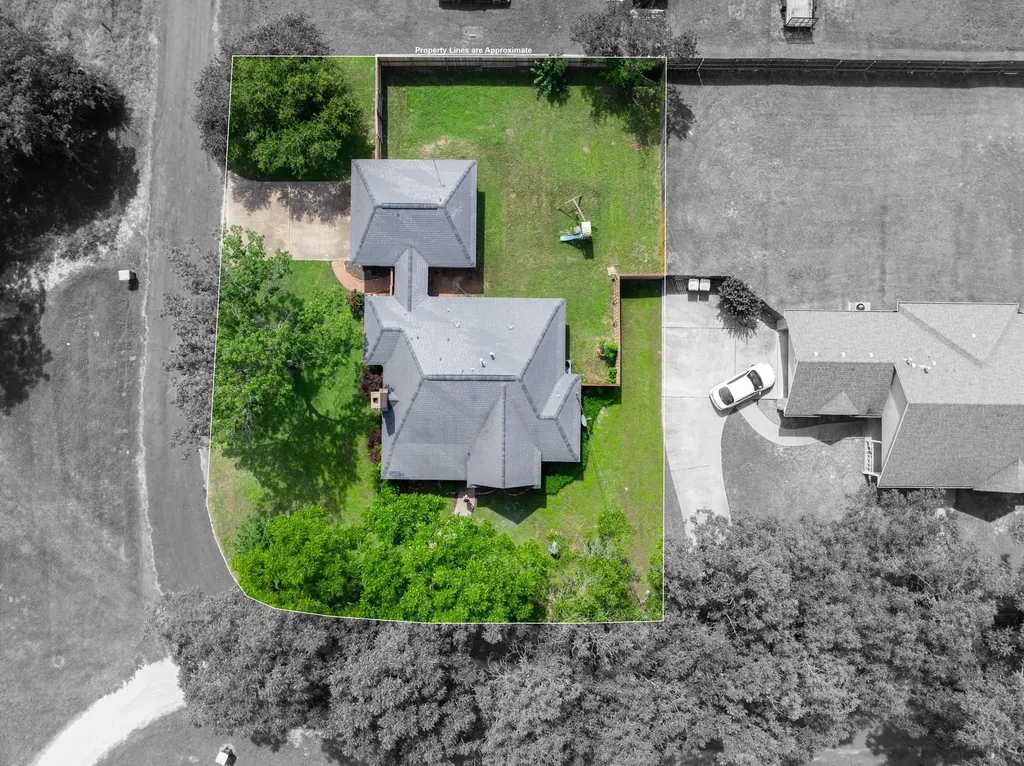 417 N Hamburg Street Bremond TX 76629