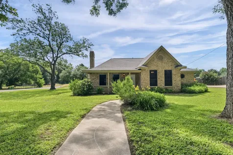 417 N Hamburg Street Bremond TX 76629