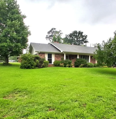 901 Bluebird Lane Wake Village TX 75501