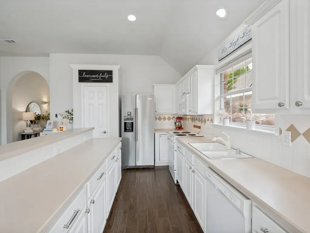 4041 Desert Mountain Drive Plano TX 75093