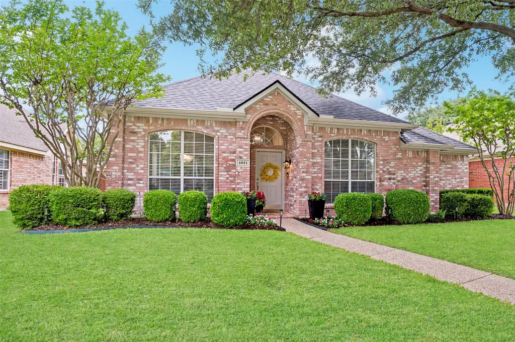 4041 Desert Mountain Drive Plano TX 75093