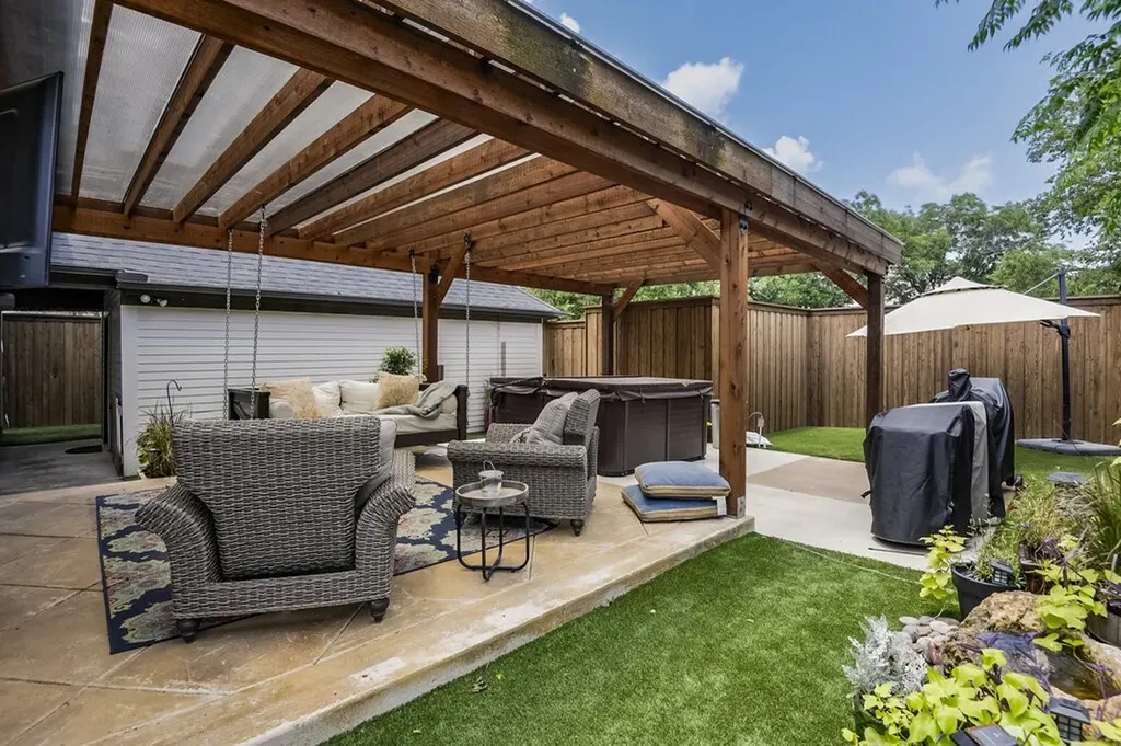 406 Commerce Street Maypearl TX 76064