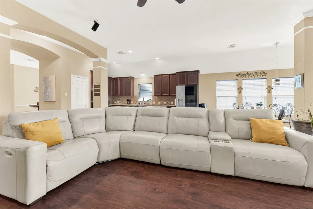 512 Turnstone Drive Little Elm TX 75068