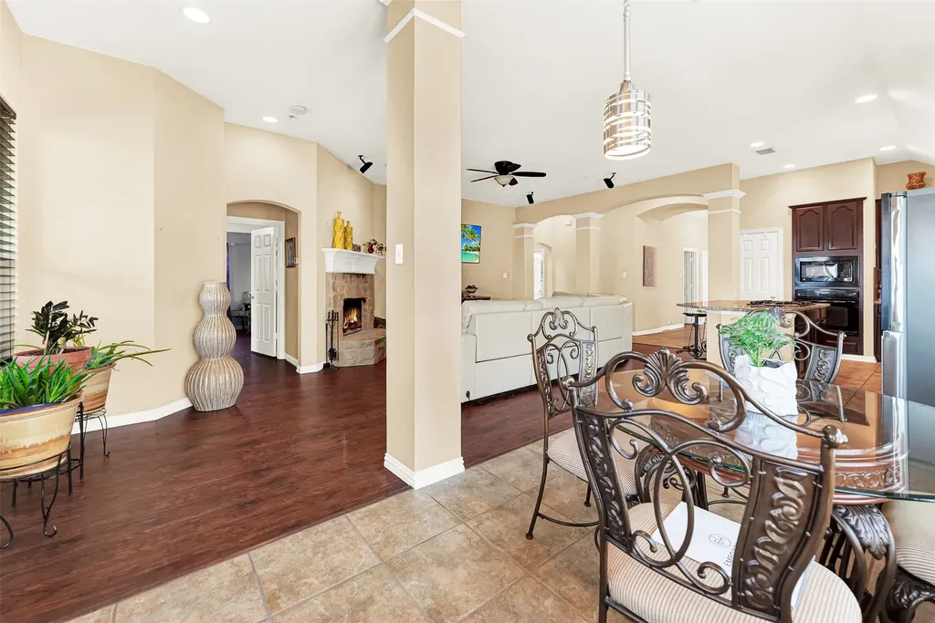 512 Turnstone Drive Little Elm TX 75068
