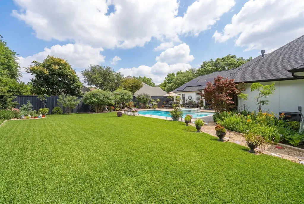 107 Nob Hill Lane Ovilla TX 75154