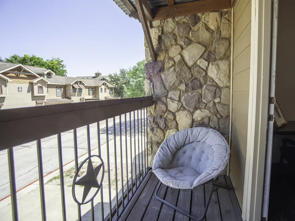 2410 S 2nd Street Waco TX 76706