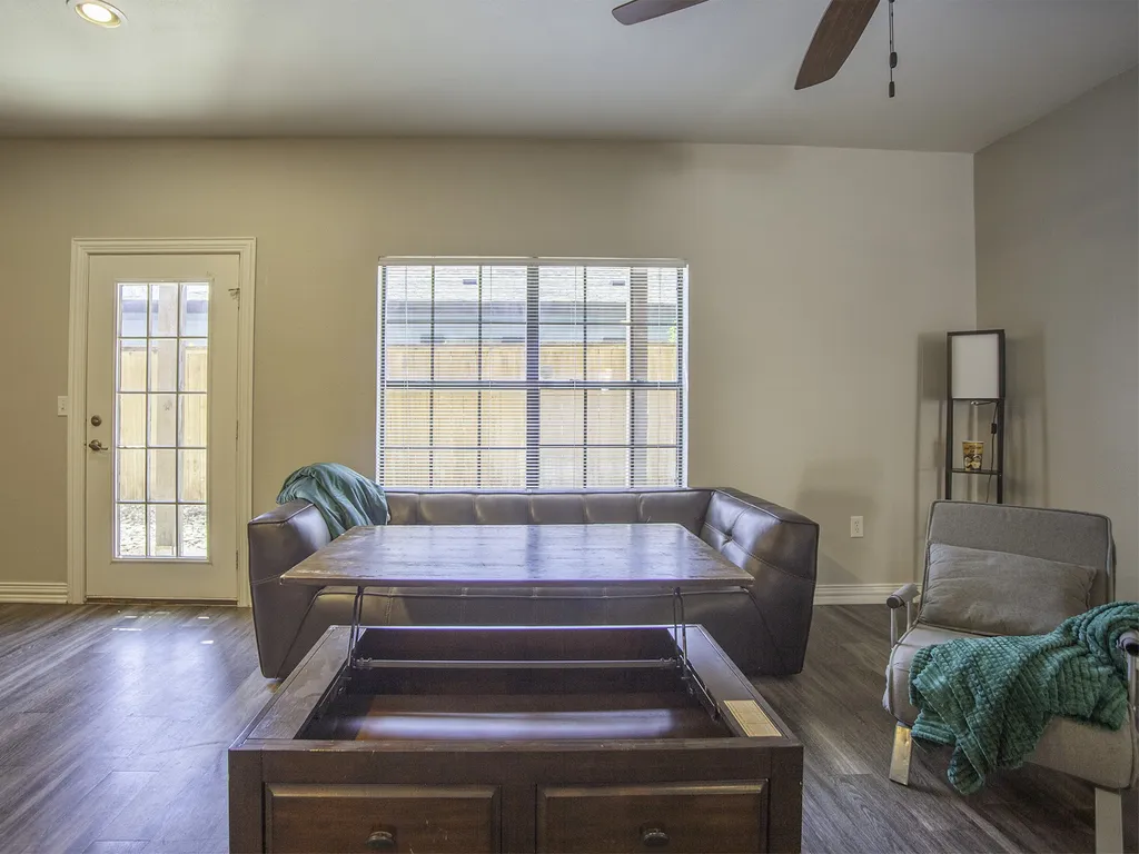 2410 S 2nd Street Waco TX 76706