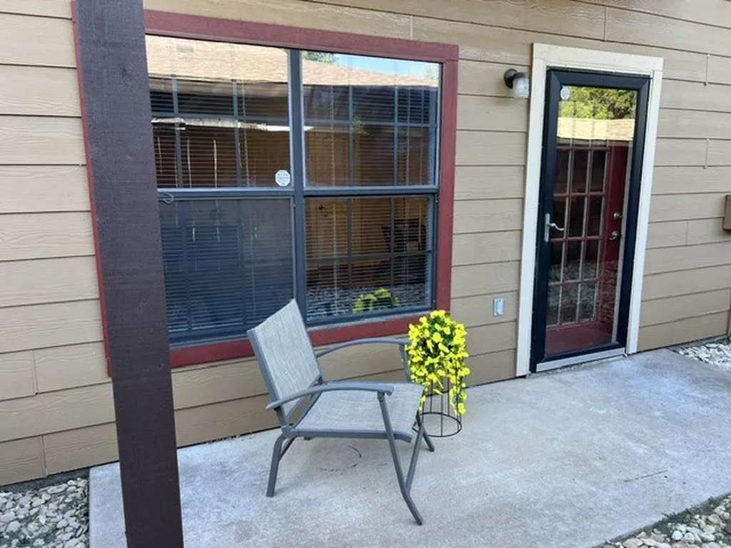 2410 S 2nd Street Waco TX 76706