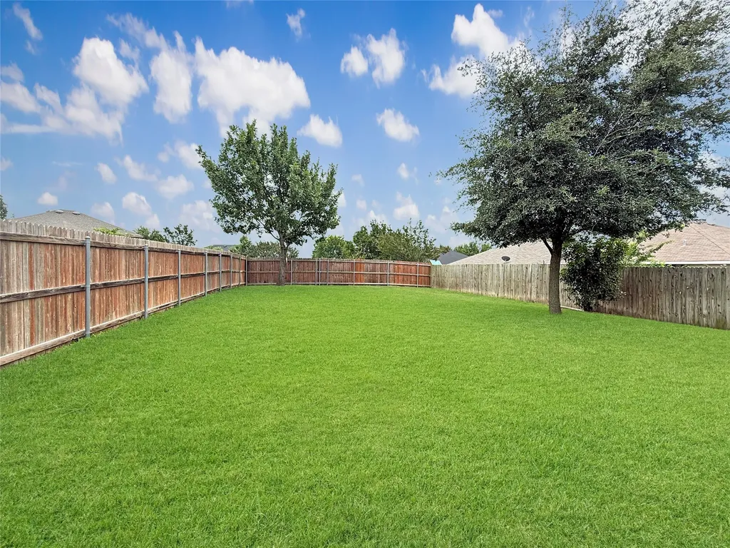 2006 Woodhurst Trail Heartland TX 75126