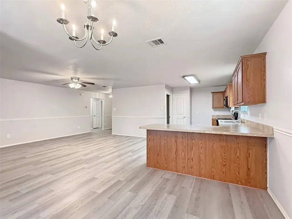2006 Woodhurst Trail Heartland TX 75126