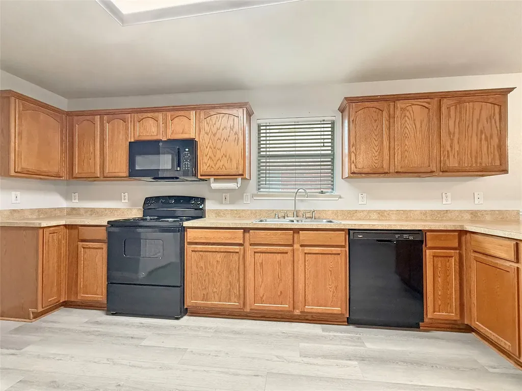 2006 Woodhurst Trail Heartland TX 75126