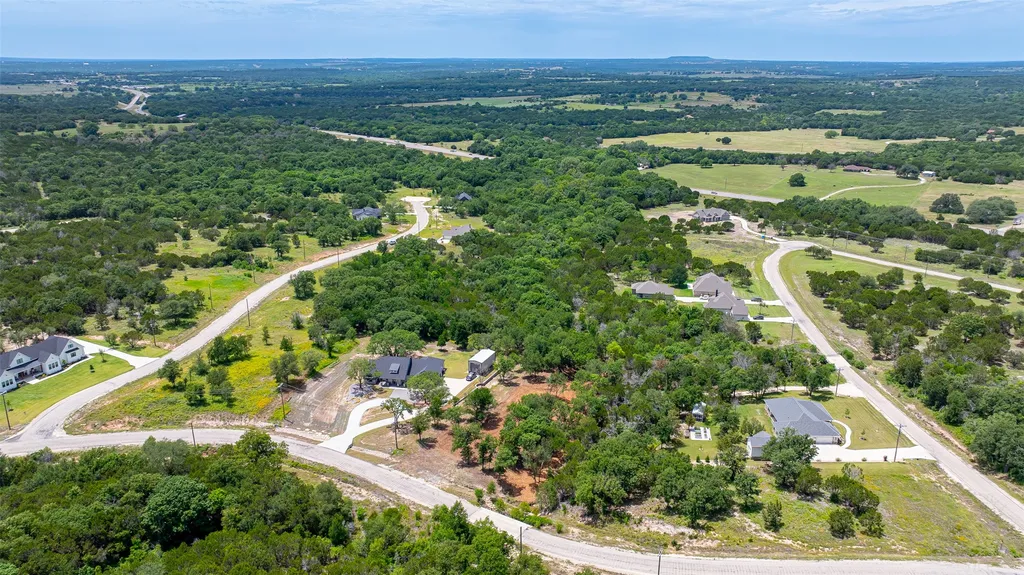 1018 Creek Crossing Road Glen Rose TX 76070