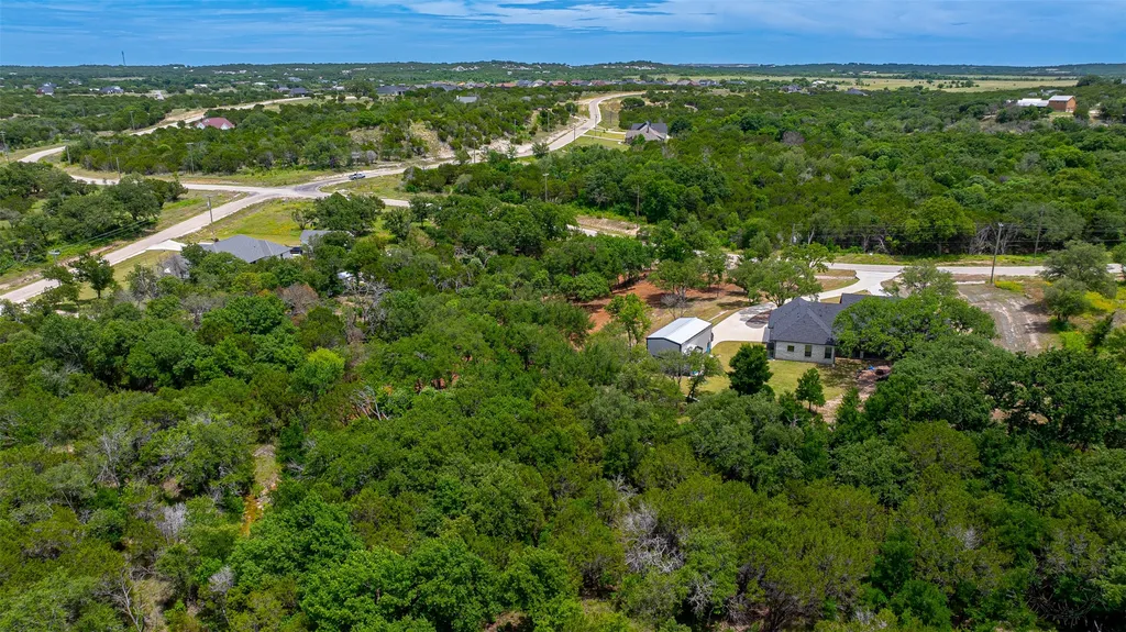 1018 Creek Crossing Road Glen Rose TX 76070