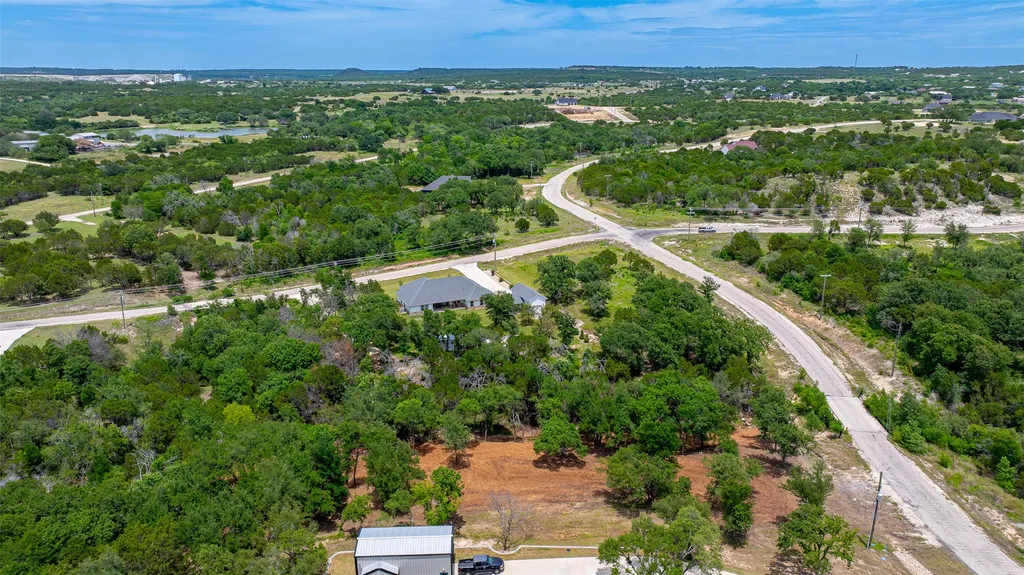 1018 Creek Crossing Road Glen Rose TX 76070