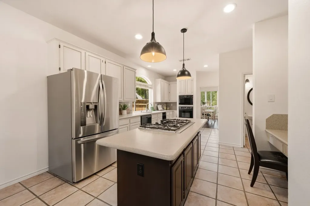 3906 Brookfield Drive Arlington TX 76001