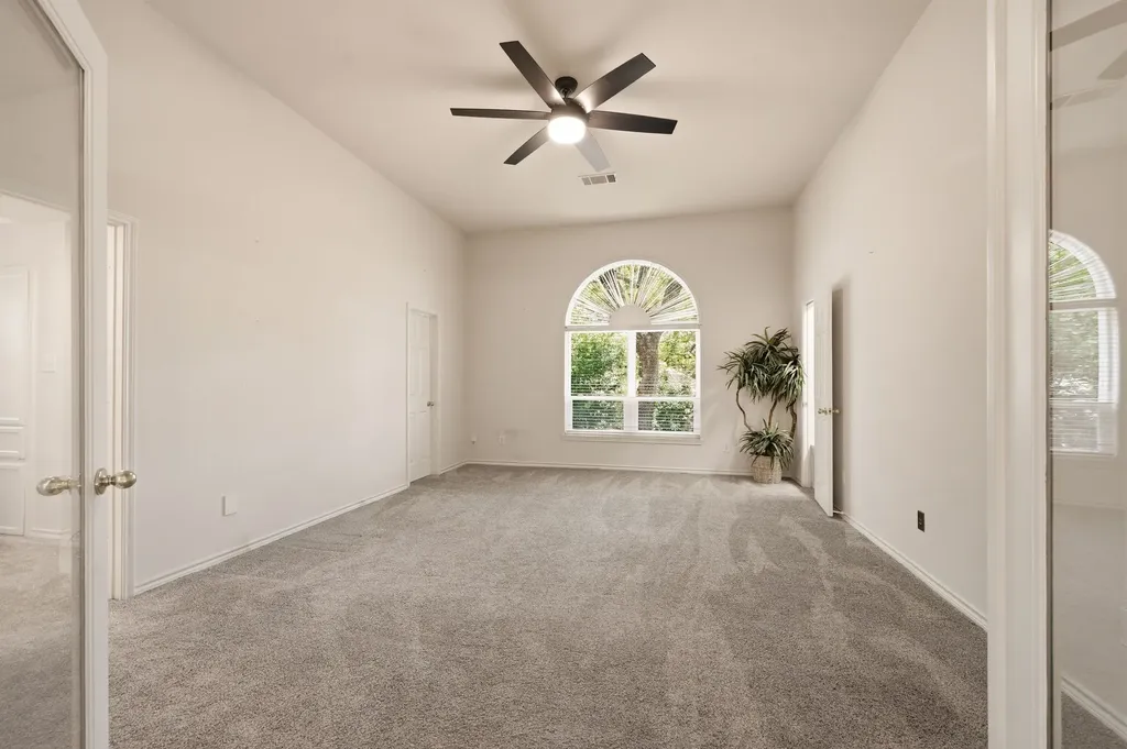3906 Brookfield Drive Arlington TX 76001