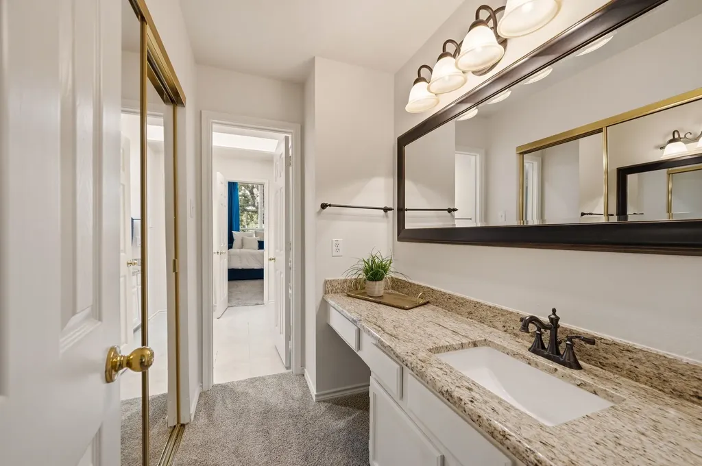 3906 Brookfield Drive Arlington TX 76001