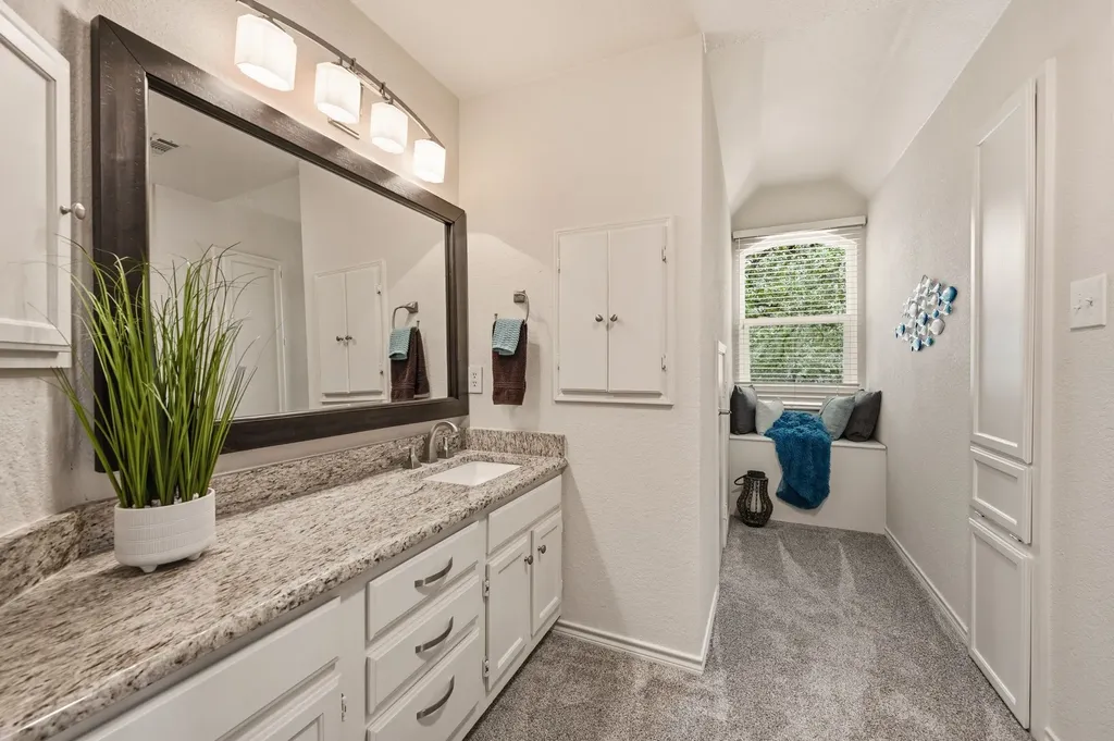 3906 Brookfield Drive Arlington TX 76001