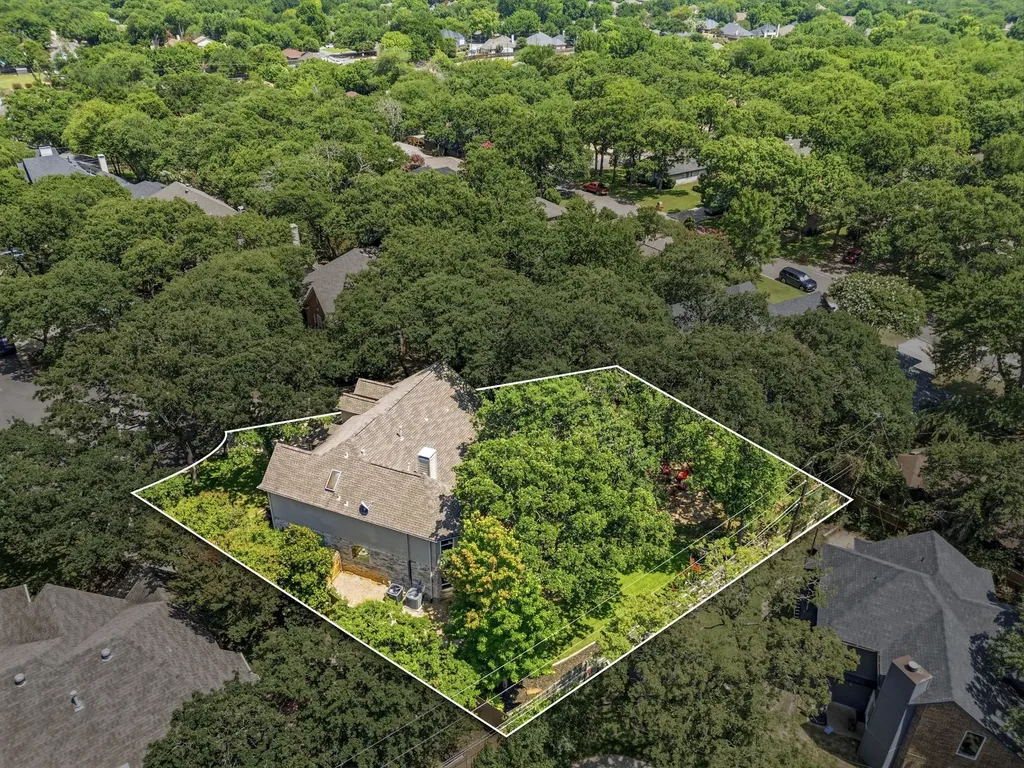3906 Brookfield Drive Arlington TX 76001