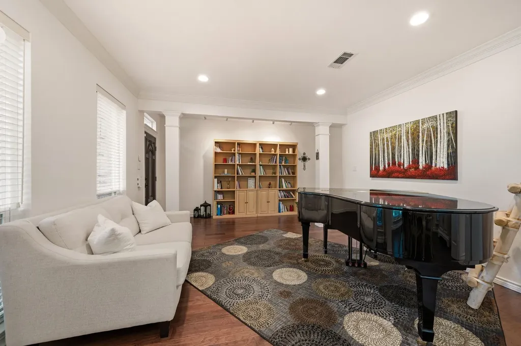 3906 Brookfield Drive Arlington TX 76001
