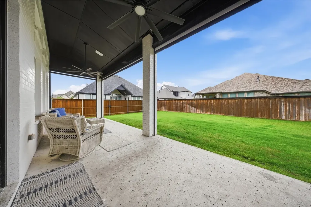 1903 Green Jasper Place Arlington TX 76005