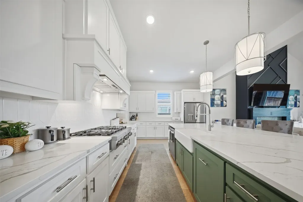1903 Green Jasper Place Arlington TX 76005