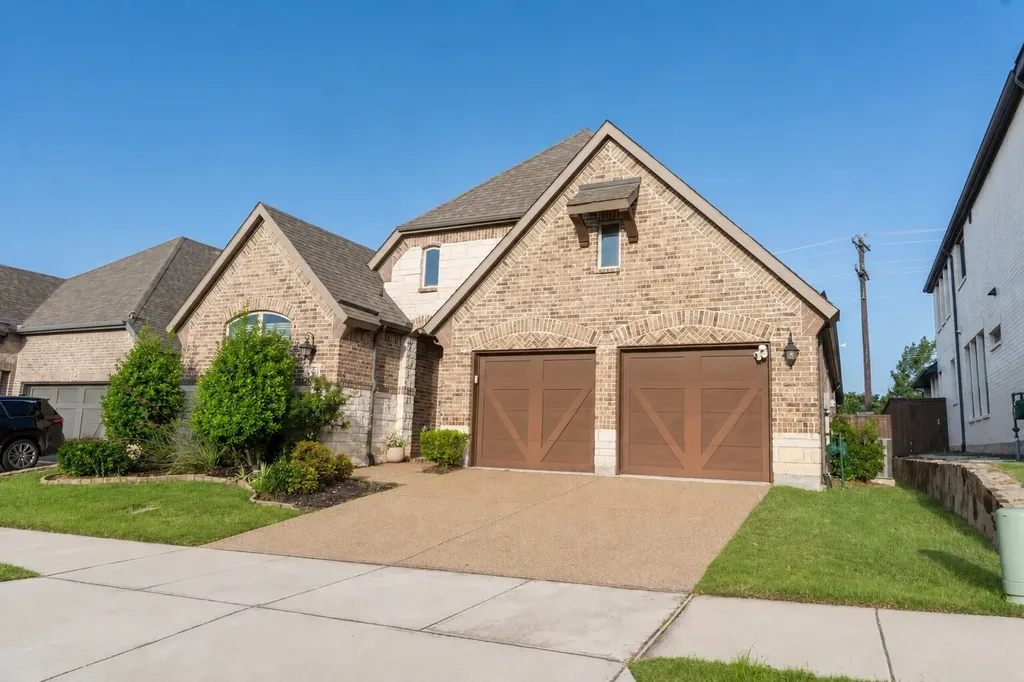 4449 Tall Knight Lane Carrollton TX 75010
