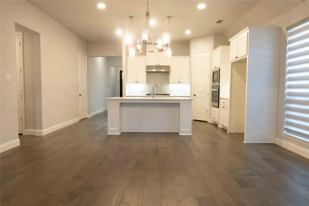 4449 Tall Knight Lane Carrollton TX 75010
