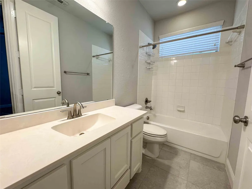 4449 Tall Knight Lane Carrollton TX 75010