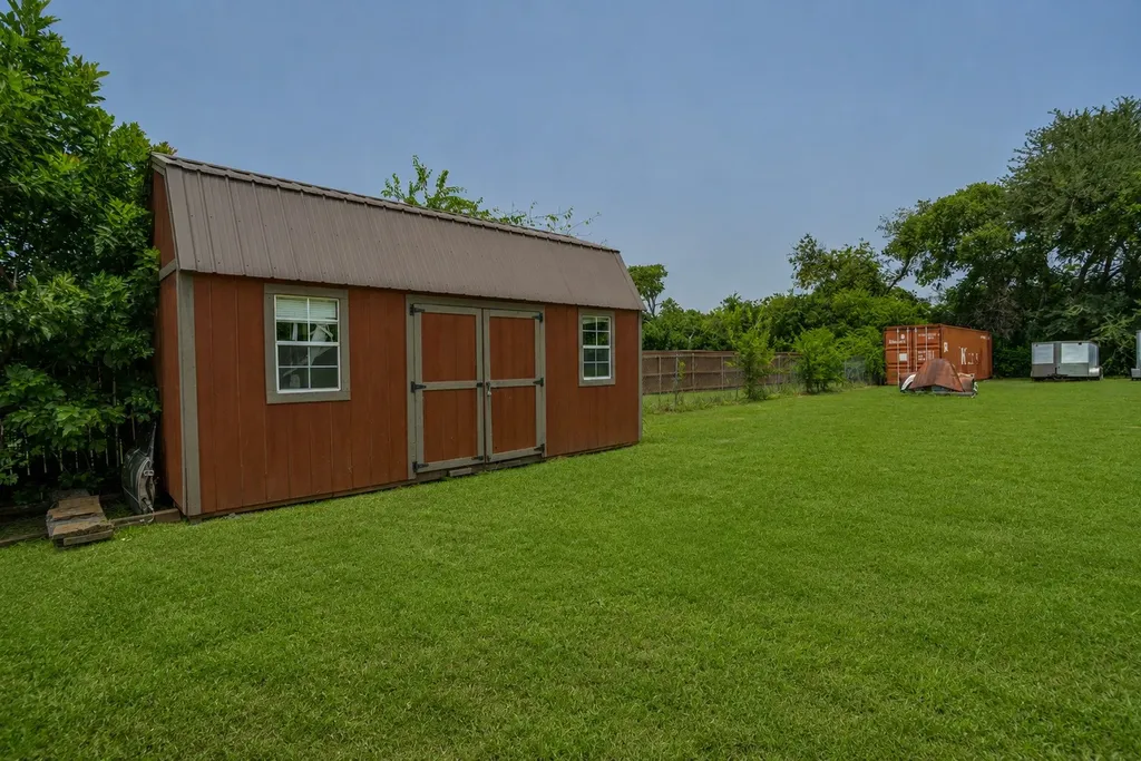 5715 Shady Hill Circle Princeton TX 75407