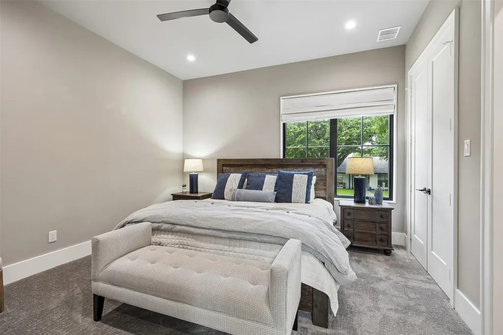 4406 Ridgeside Drive Dallas TX 75244