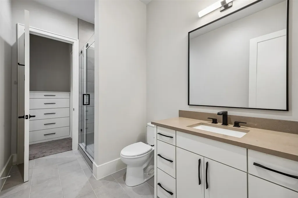 4406 Ridgeside Drive Dallas TX 75244
