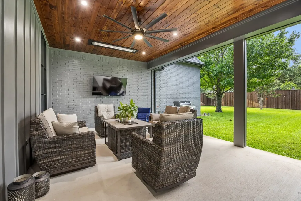4406 Ridgeside Drive Dallas TX 75244