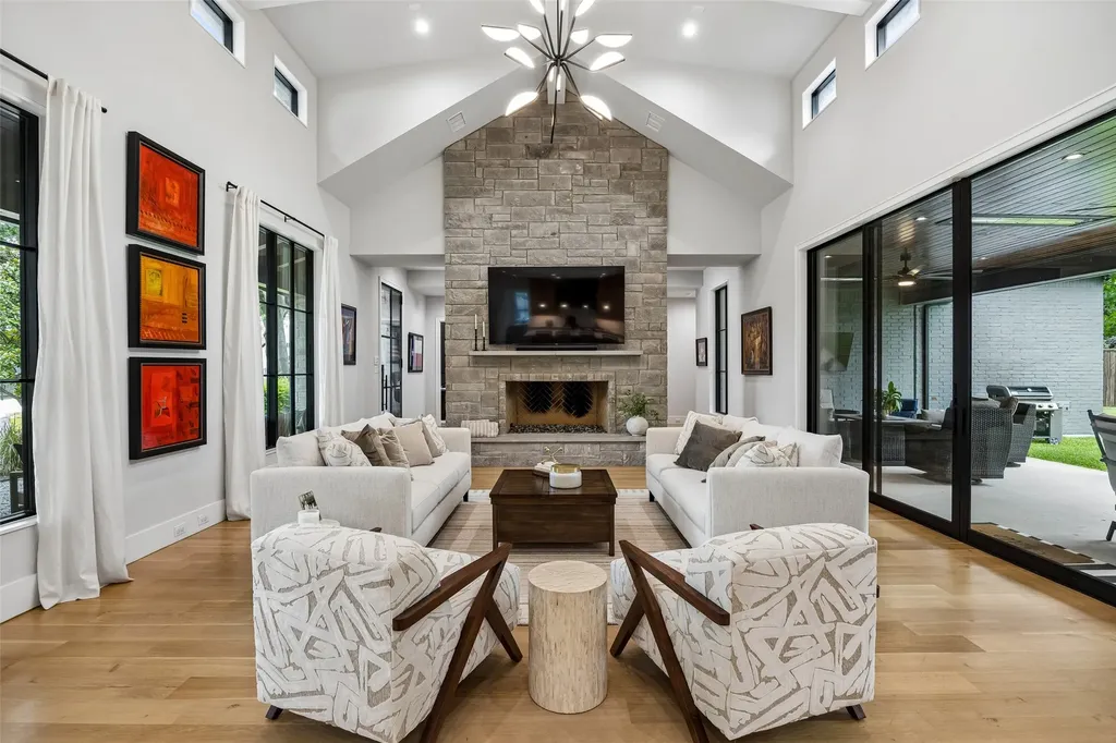 4406 Ridgeside Drive Dallas TX 75244