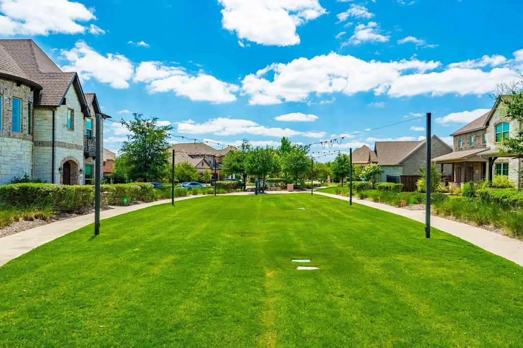 1205 Shady Fox Way Arlington TX 76005